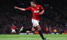 九游娱乐官方网站-红土之王跨界征服草地？纳达尔温网横扫蒙特卡洛大师赛的隐喻与传奇