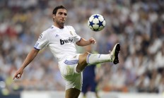 九游体育APP下载-黄潜风暴席卷南美，赖斯关键一传一射，比利亚雷亚尔3-0完胜委内瑞拉国家队