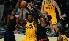 九游娱乐官方-快船翻盘中国男篮，波尔津吉斯完成帽子戏法的简单介绍