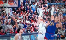 九游体育平台-掘金轻取热火，利拉德三分雨点燃全场的简单介绍