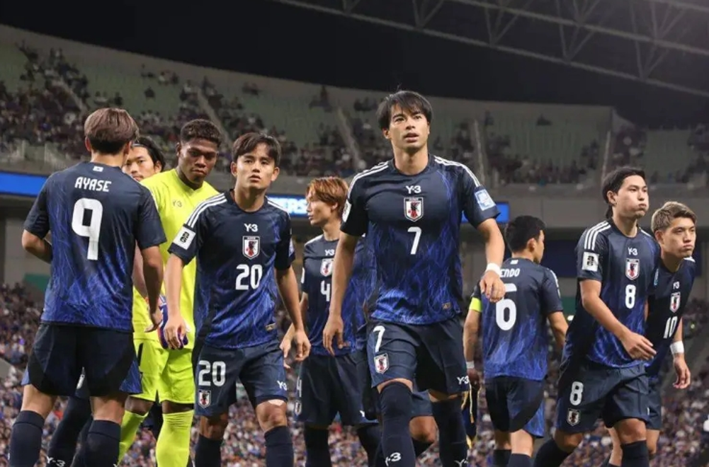 日本队在国际比赛中表现优异,夺得冠军 日本队在国际比赛中表现优异,夺得冠军