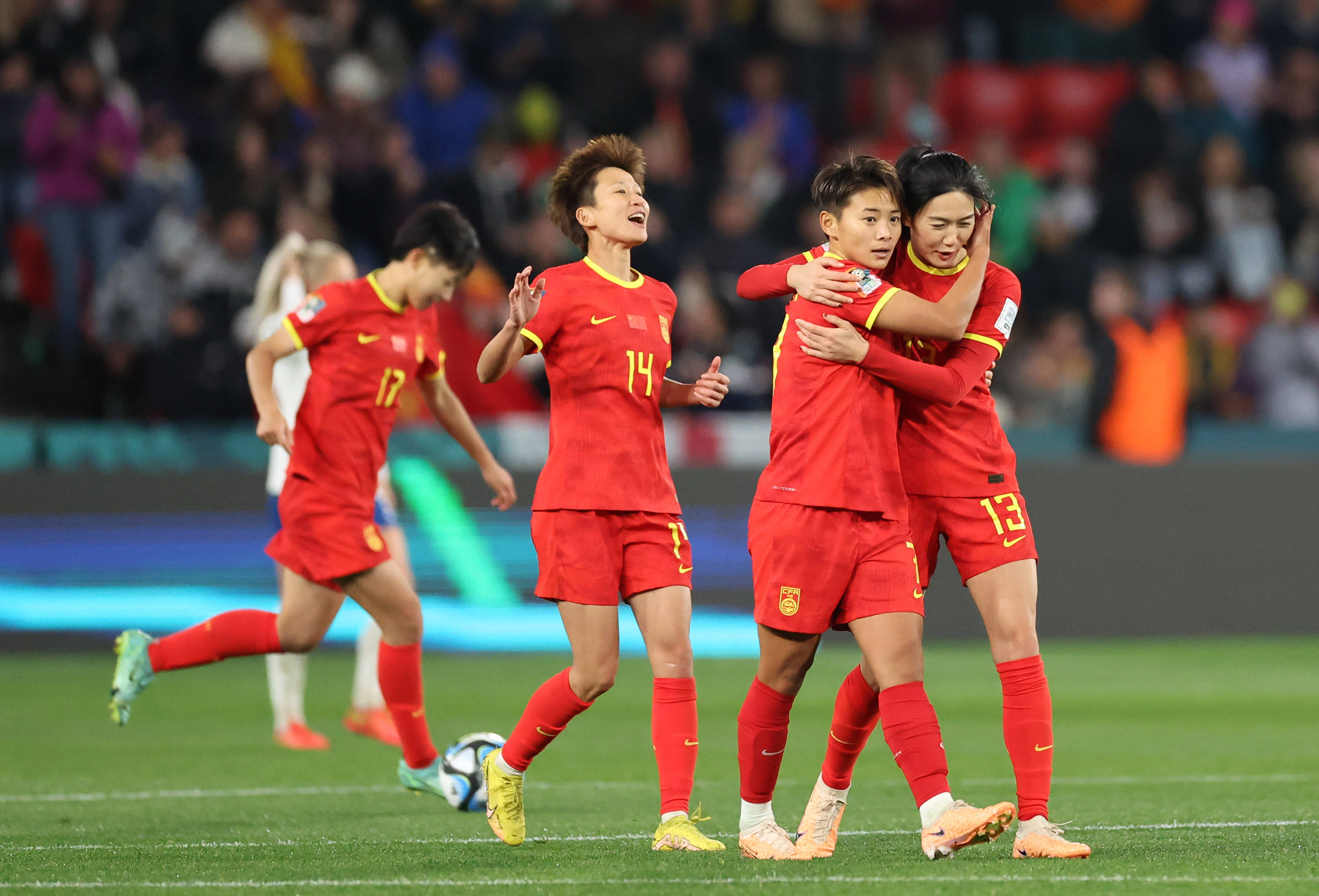 关于中国女足在比赛中势如破竹,取得胜利的信息 关于中国女足在比赛中势如破竹,取得胜利的信息