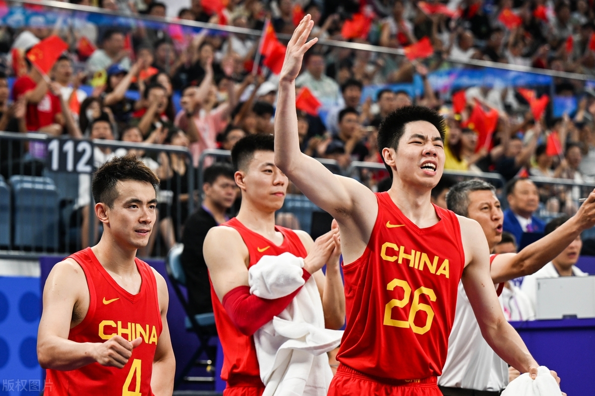 精彩比赛,球员纷纷亮相,技艺一展强势风采的简单介绍 精彩比赛,球员纷纷亮相,技艺一展强势风采的简单介绍