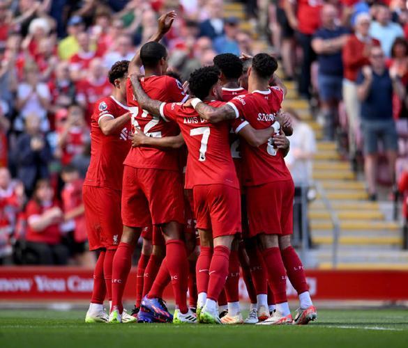 拜仁轻取利物浦，卡塞米罗带队取胜