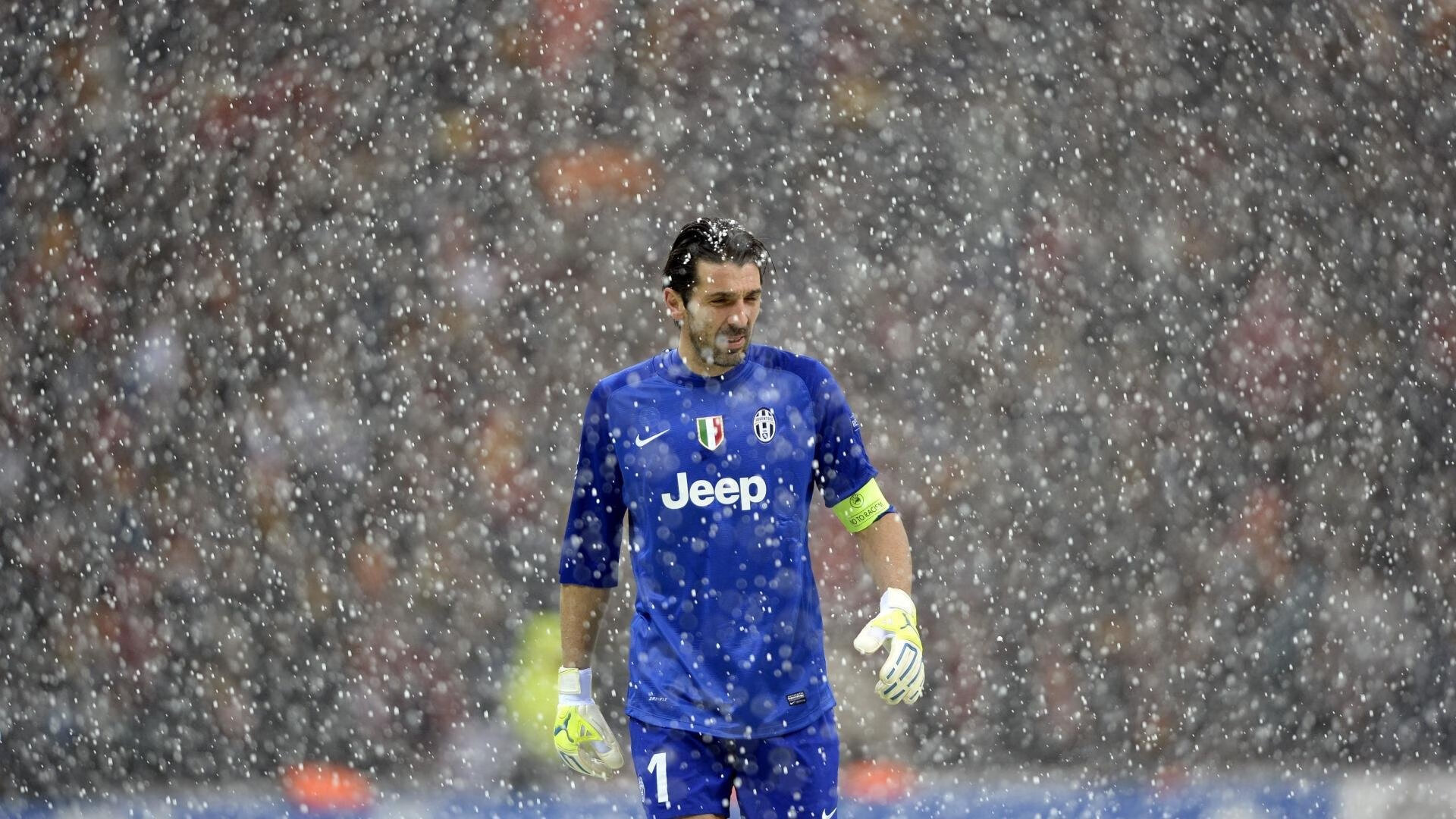 黄潜风暴席卷南美，赖斯关键一传一射，比利亚雷亚尔3-0完胜委内瑞拉国家队