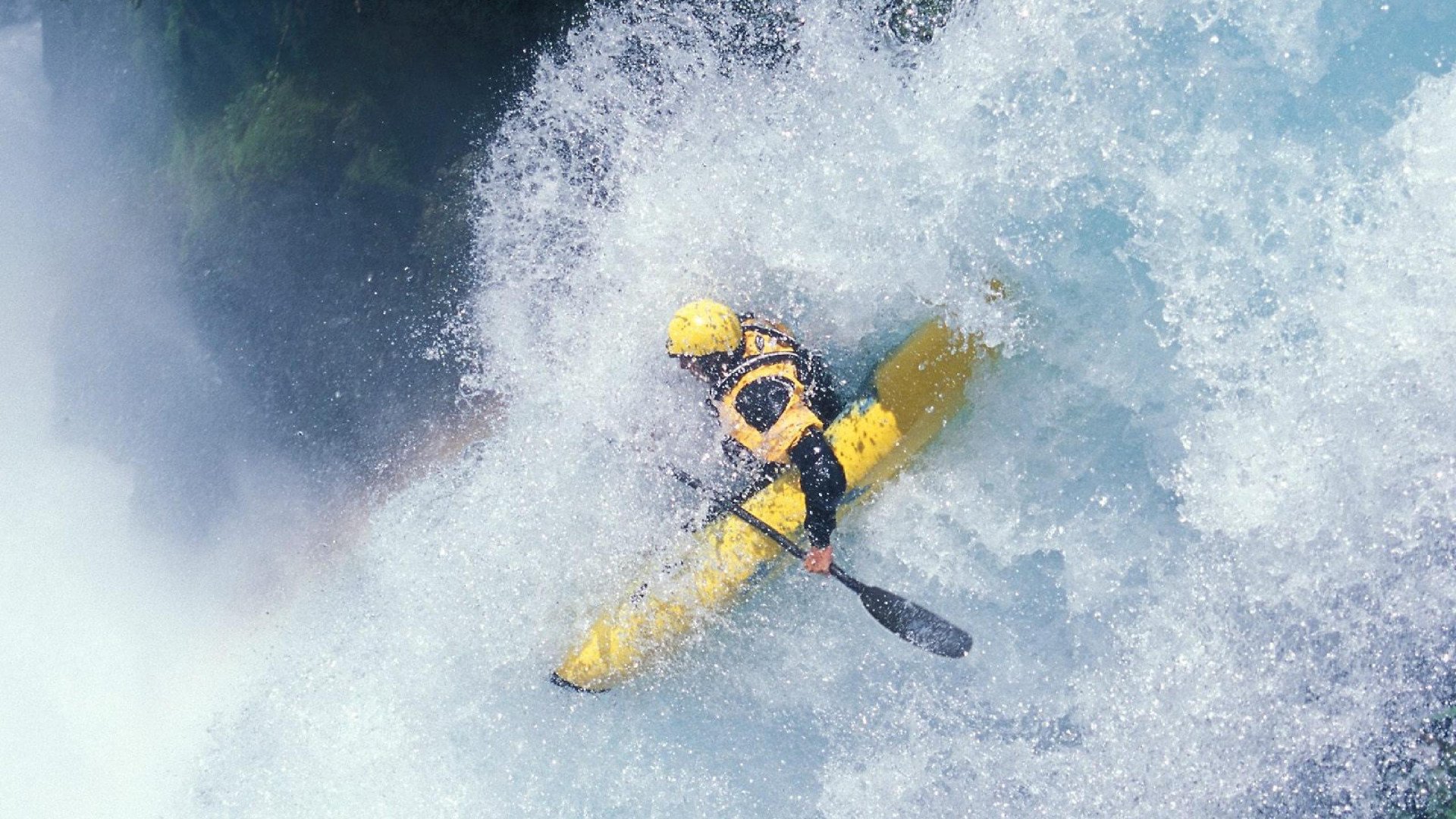 赛道与球场的双重奏，F1年度争冠之夜与杜兰特的统治力交响