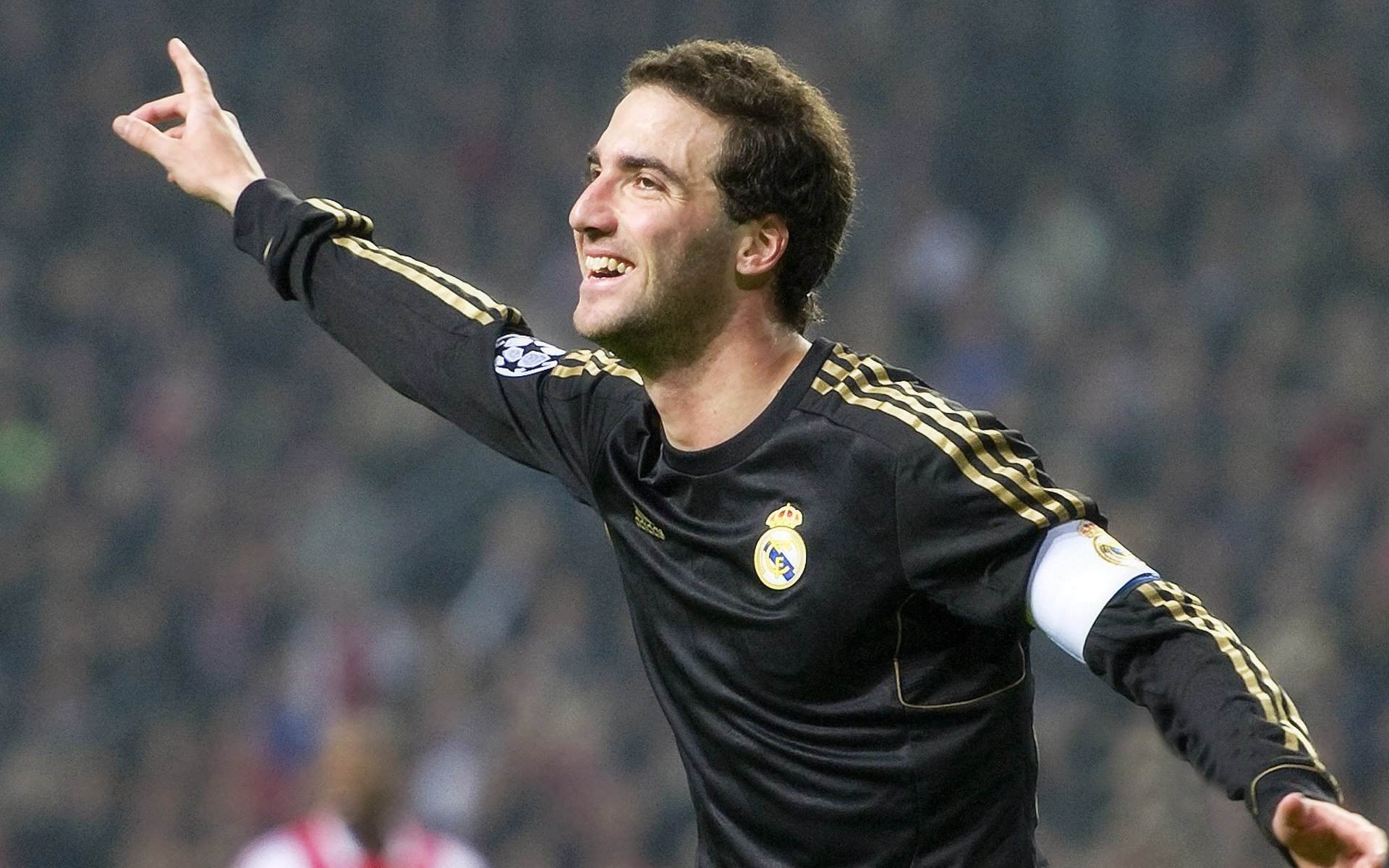 当爵士的铜墙铁壁遇上利拉德的灼热子弹,一场碾压背后的冰冷美学